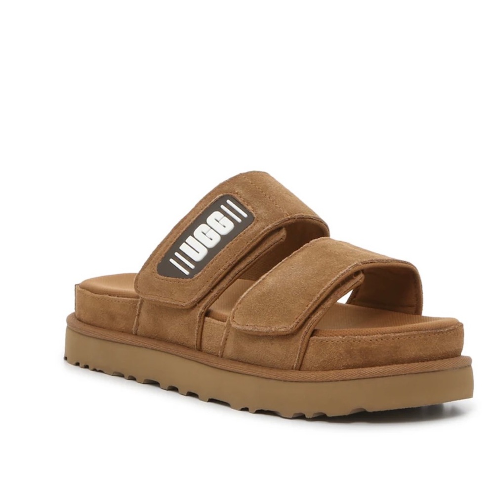 UGG PLATFORM SANDAL